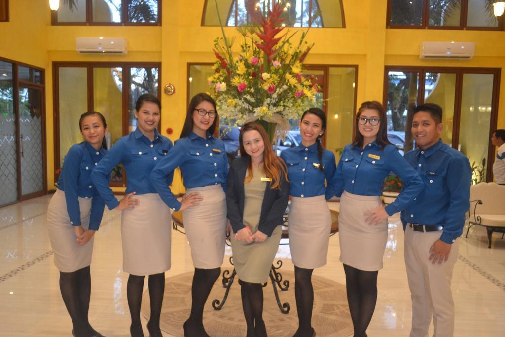 The Pepperland Hotel Legazpi Exteriér fotografie